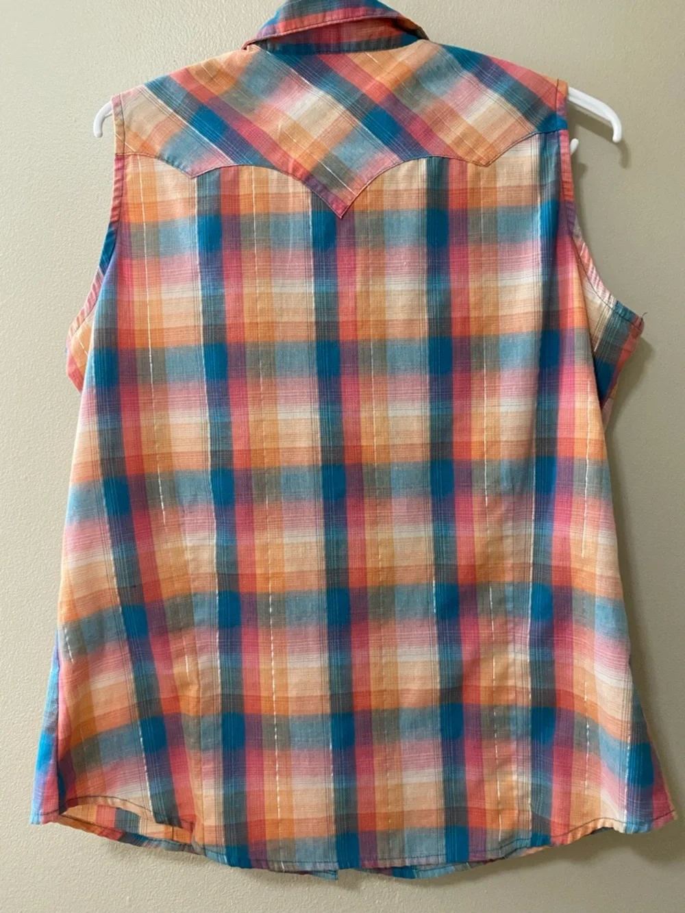 Vintage Wrangler pearl snap button shirt womens size medium plaid metallic tank - Picture 5 of 7
